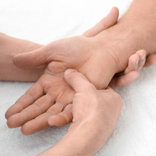 hand-therapy-Beyond-Physical-Therapy-Franklin-TN